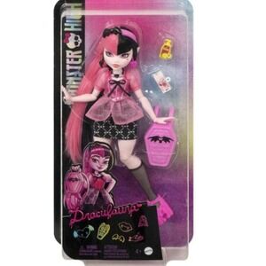 Monster High Draculaura Doll 2022 Mattel New In The Box AB